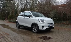 Malý, bizarní, ale šikovný. Leapmotor T03 ukazuje, že předsudky občas stojí za revizi