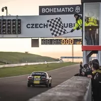 Primera 2.0 SRi vs MX-5 NB vs Focus ST170 vs 325ti Compact: Srovnání 4 speciálů pro Gumbalkan GrandPrix