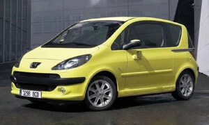 Peugeot 1007: Neobyčejně prostorný hatchback, který zaplatil krutou daň za svou složitost