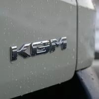 KGM Grand Musso Premium 4WD: Pracant, který potěší i vaši peněženku