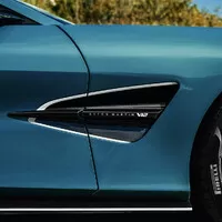 Foto: Aston Martin - oficiální tisková fotografie určená k publikaci