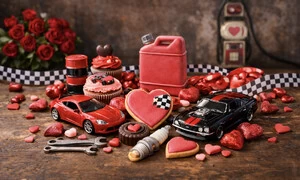 Když se chuť cukru mísí s vůní benzínu: Nejzajímavější automobilové sladkosti