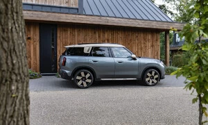 Novinky: Mini Countryman konečně zlevnil. Stylové SUV už není nutně jen pro bohaté