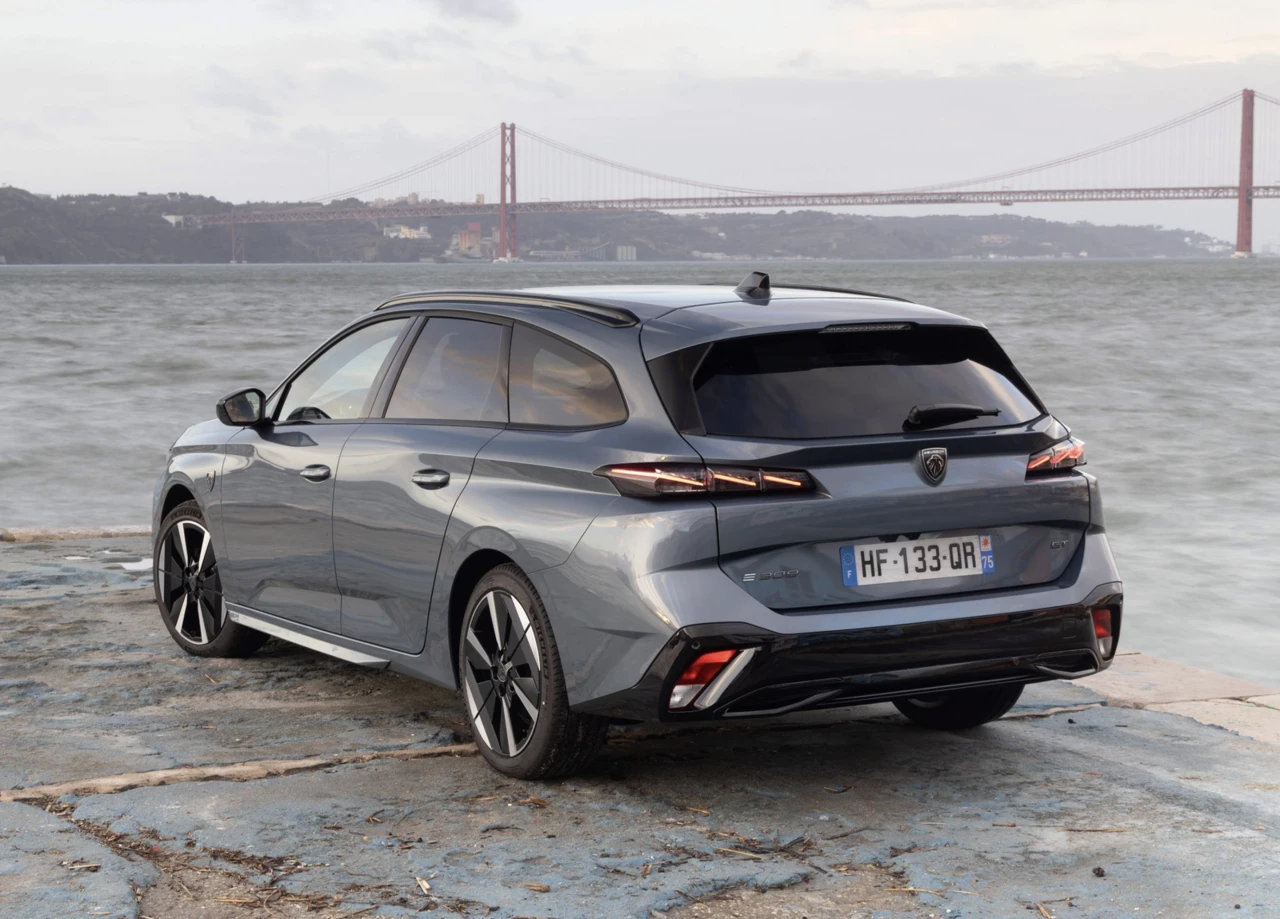 Foto: Peugeot - oficiální tisková fotografie určená k publikaci
