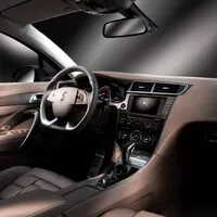 DS 5LS, Foto: DS Automobiles - oficiální tisková fotografie určená k publikaci