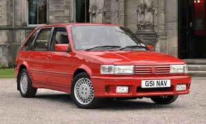MG Maestro Turbo: Brutální výkon a nesmírně kousavé řízení v britském hot hatchi