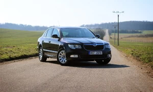 Bazarový snílek, Recenze & testy: Škoda Superb 3.6 FSI: Uhrančivá specifikace pro patrioty, fanoušky značky a milovníky akustických vjemů