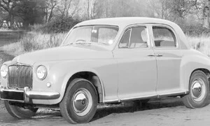 Britská „Tetička“, která vydržela všechno. Rover P4 ukazuje dobu, kdy auta vznikala na celý život