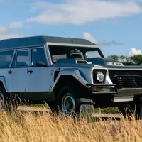 Lamborghini LM002 Wagon | Foto: SBX Cars