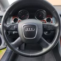 Audi A8D3 