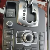 Audi A8D3 