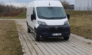 Peugeot e-Boxer: Dodávka pro svět bez ropy