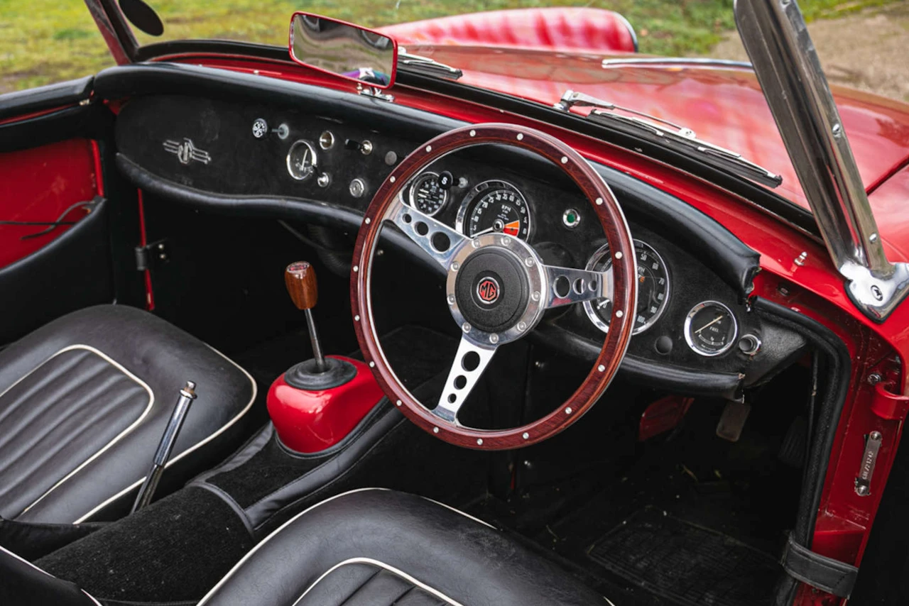 MG Midget | Foto: Iconic Auctioneers