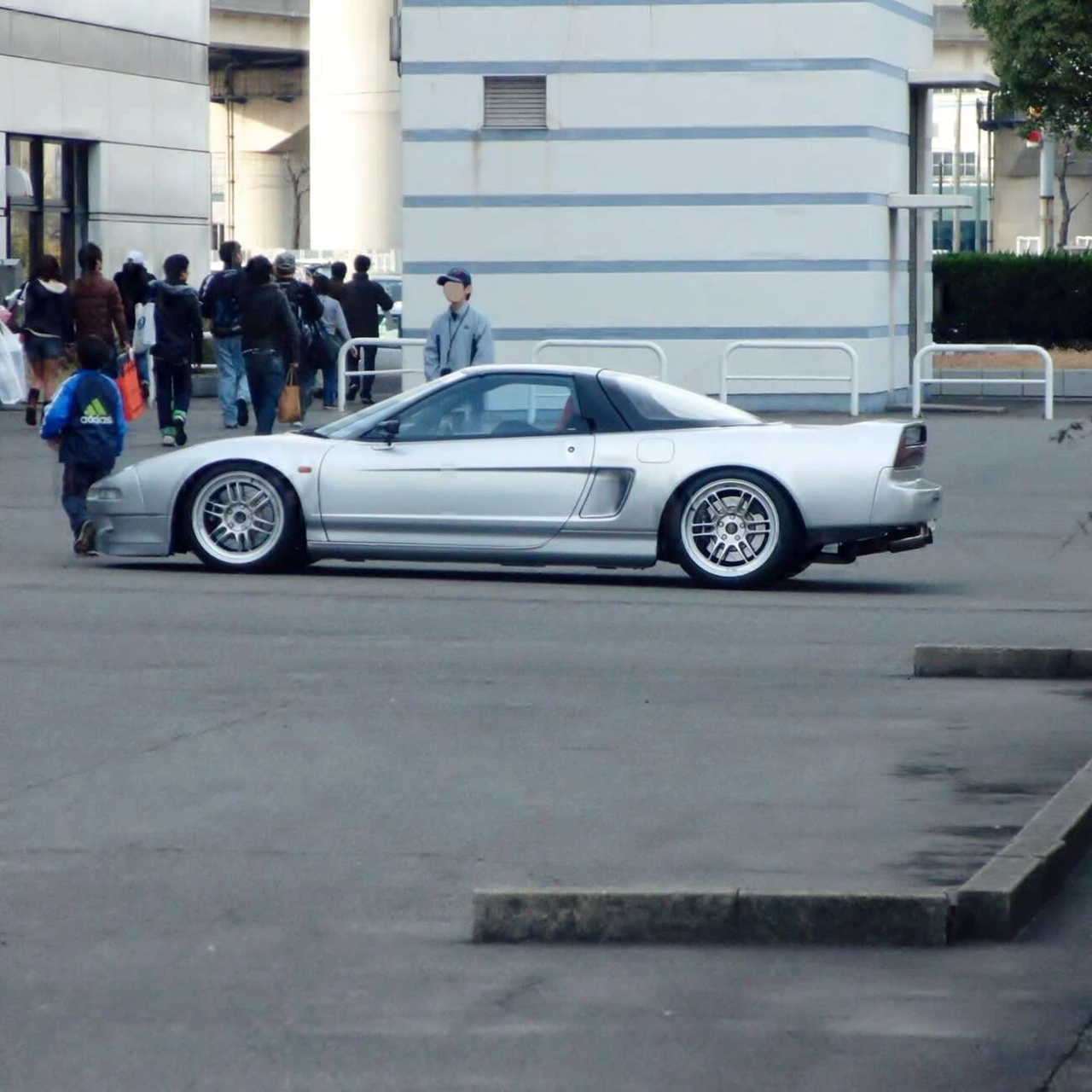 Honda NSX (NA1) z boku