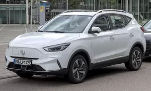 Čínské auto po prvním nadšení: kdo ho za pět let opraví?