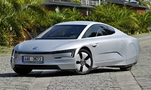 Volkswagen XL1: Pokrokový plug-in hybrid a dokonalá aerodynamika ve službách ekologie