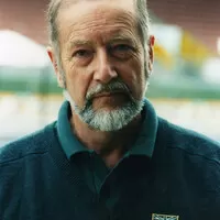 Chris Lawrence, závodník a konstruktér, který projekt technicky vedl.