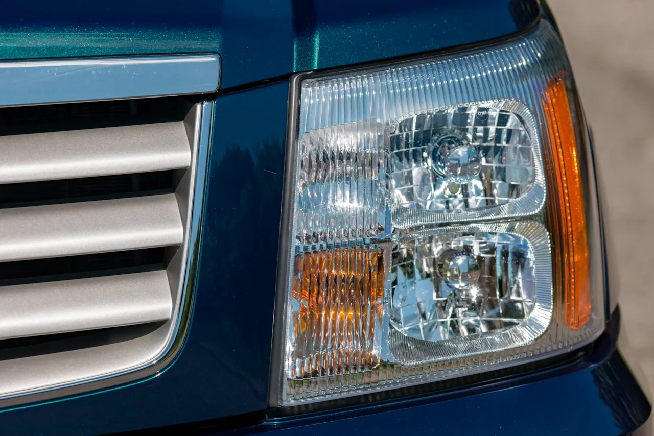 Cadillac Escalade EXT | Foto: Bring a Trailer