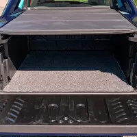 Cadillac Escalade EXT | Foto: Bring a Trailer