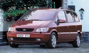 Subaru Traviq: Evropské MPV, které se marně snažilo zaujmout japonské rodiny