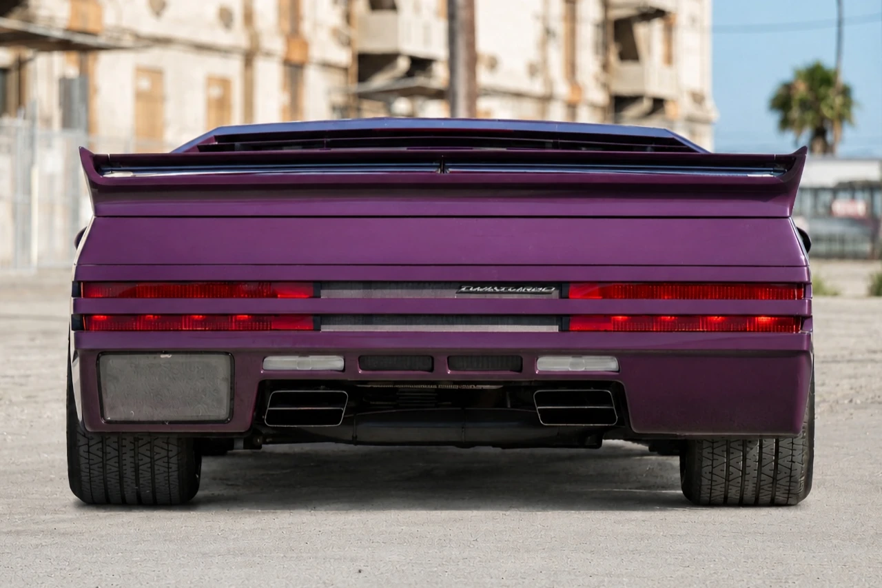 Vector W8 | Foto: RM Sotheby's