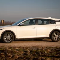 KIA K4 SPIN: Vymírající "obyčejné" auto