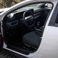 KIA K4 SPIN: Vymírající "obyčejné" auto
