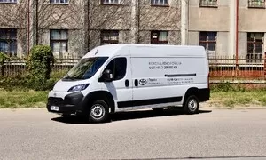 Toyota Proace Max 2.2 D-4D: Nejstarší nové auto v Evropské unii se pořád nemá za co stydět