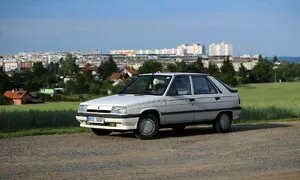 Historie, Recenze & testy: Renault 11 1,7l Cheverny: Krásná připomínka francouzských osmdesátek