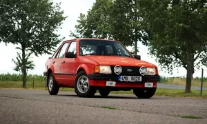 Historie, Recenze & testy: Ford Escort 1.3l: Osmdesátková klasika s příjemným bonusem pro řidiče