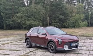 Recenze & testy: Kia XCeed 1.0 T-GDI: Pod stylovým hávem čeká konzervativní technika