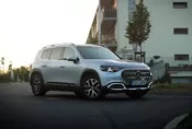 Mercedes-Benz GLB 350 4MATIC electric: Rodina se ráda za svým cílem vydá tou delší cestou