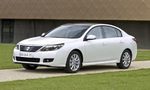 Renault Latitude: Úspěšný korejský sedan, který naneštěstí nezaujal evropské zákazníky 