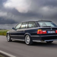BMWBLOG | bmwblog.com
