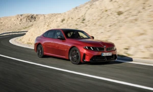 Novinky: BMW ukázalo novou řadu 3, která potěší fanoušky spalovacích motorů. Dostala řadový šestiválec