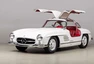1955 Mercedes 300SL Gullwing | Zdroj: https://collectorscarworld.com/1955-mercedes-benz-300sl-gullwing/