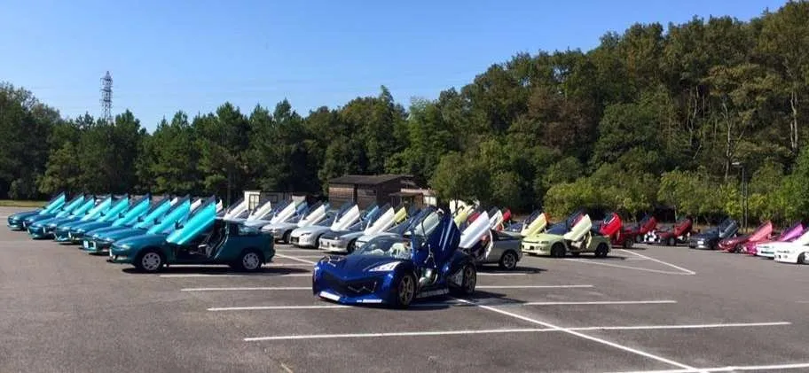 Sraz Sera Gullwing Freaks 2015 | Zdroj: https://www.drive2.ru/l/7961523/