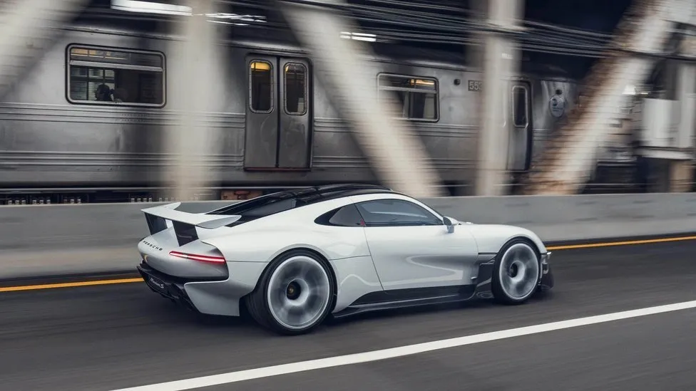 Porsche | oficiální tisková fotografie určená k publikaci