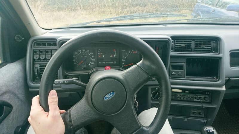 konečně za volantem pořádnýho auta