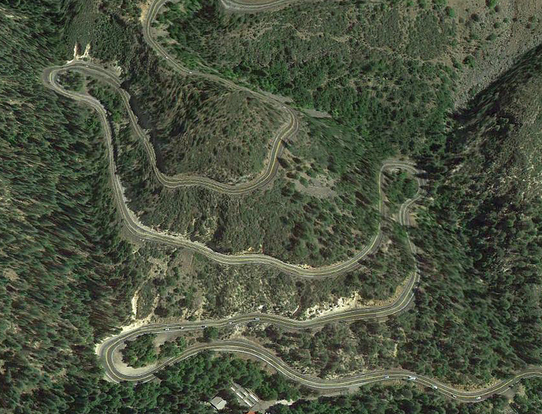 Sjezd do Oak Creek Canyonu