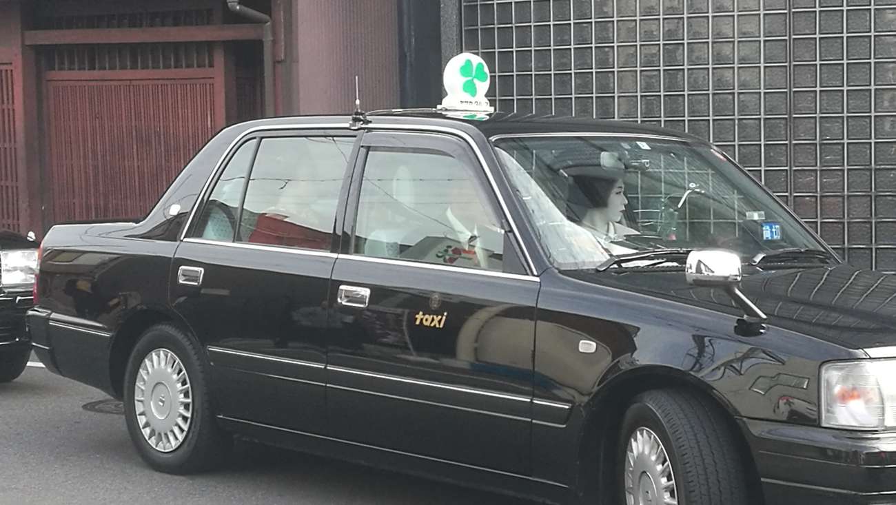 taxi s pravou gejsou