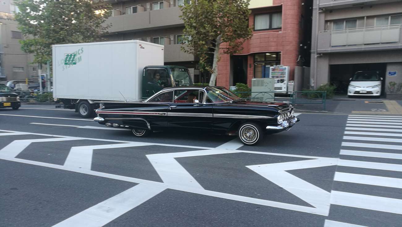 amerika s volantom vlavo