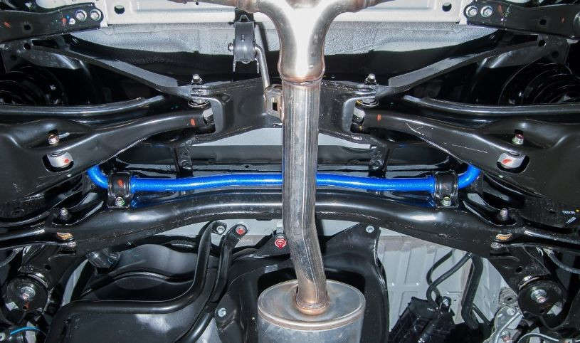 Nahodený zadný stabilizátor