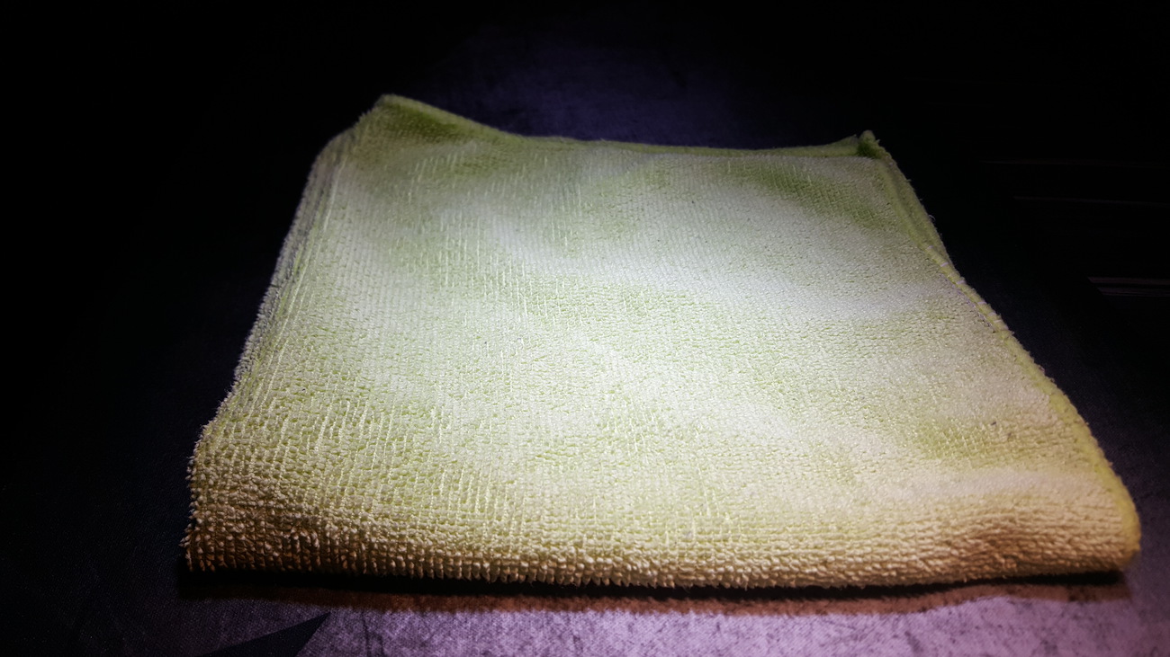 Krátkosrsté mikrovlákno z Kiku