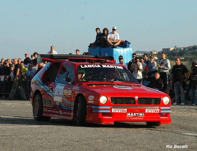 Experimental Composite Vehicle 1