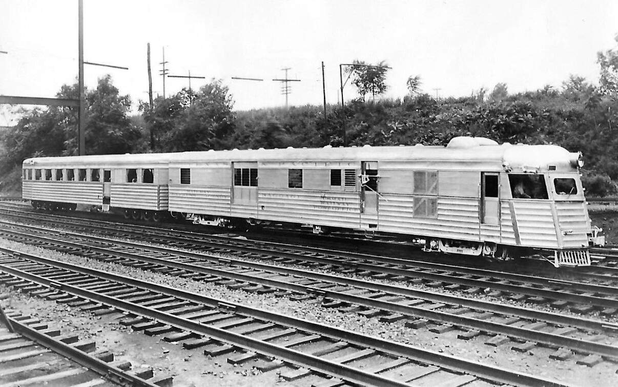 Vlak vyrobený firmou Budd Company, zdroj: Wikipedia