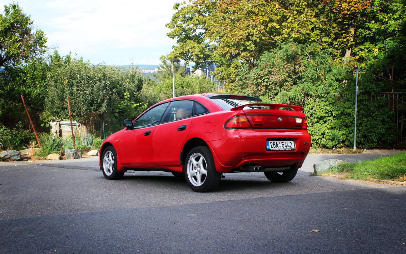 autor: Tomáš Strach