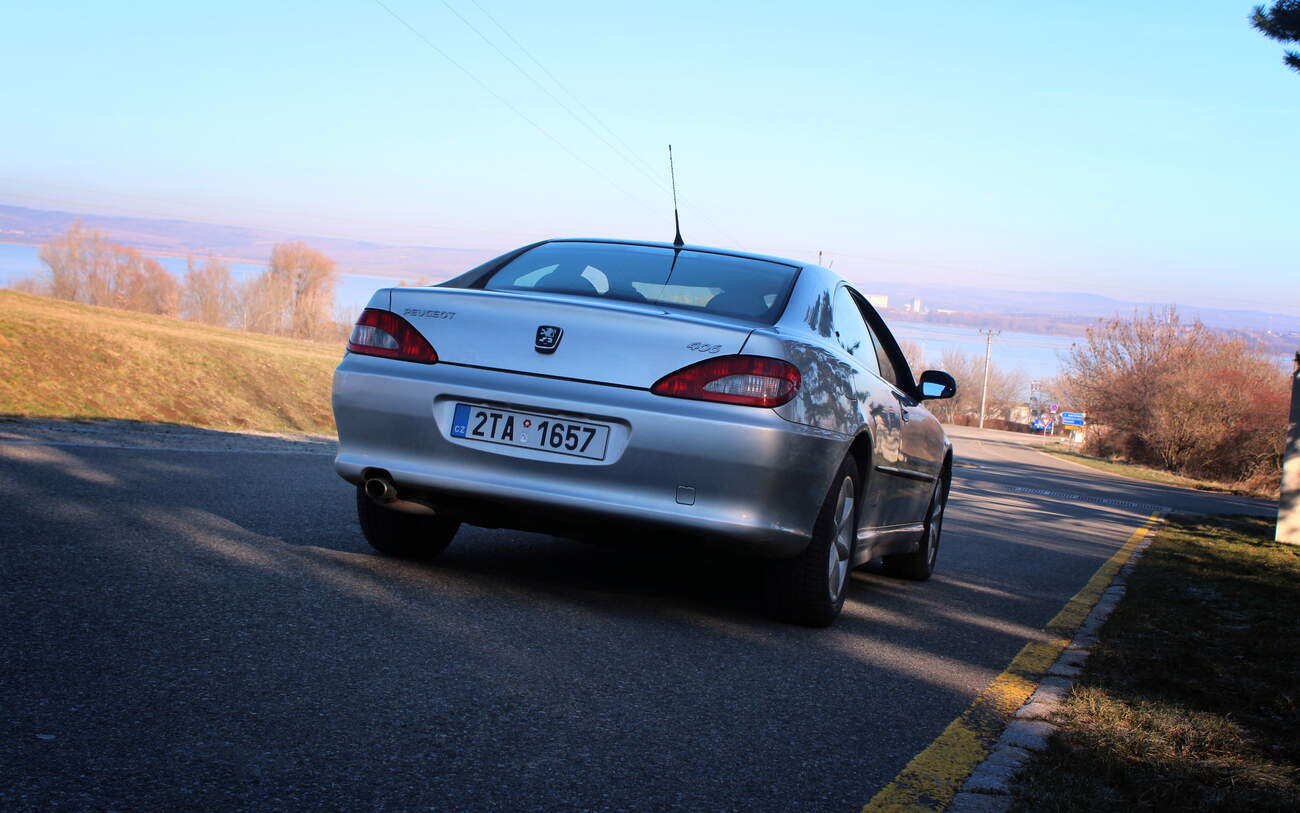 autor: Tomáš Strach