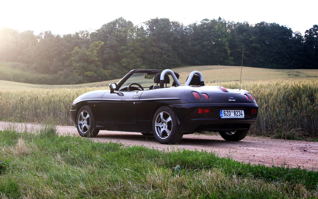 Autor: Tomáš Strach