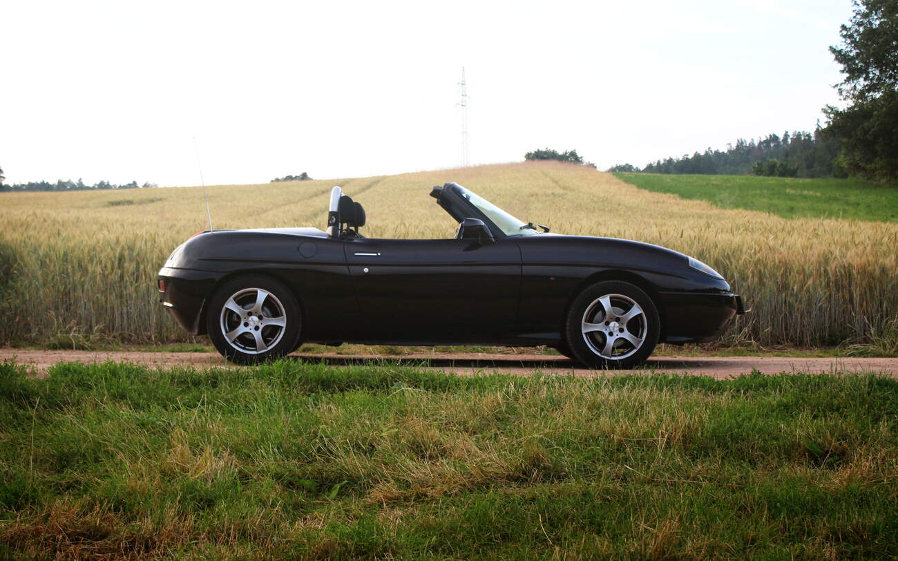 Autor: Tomáš Strach